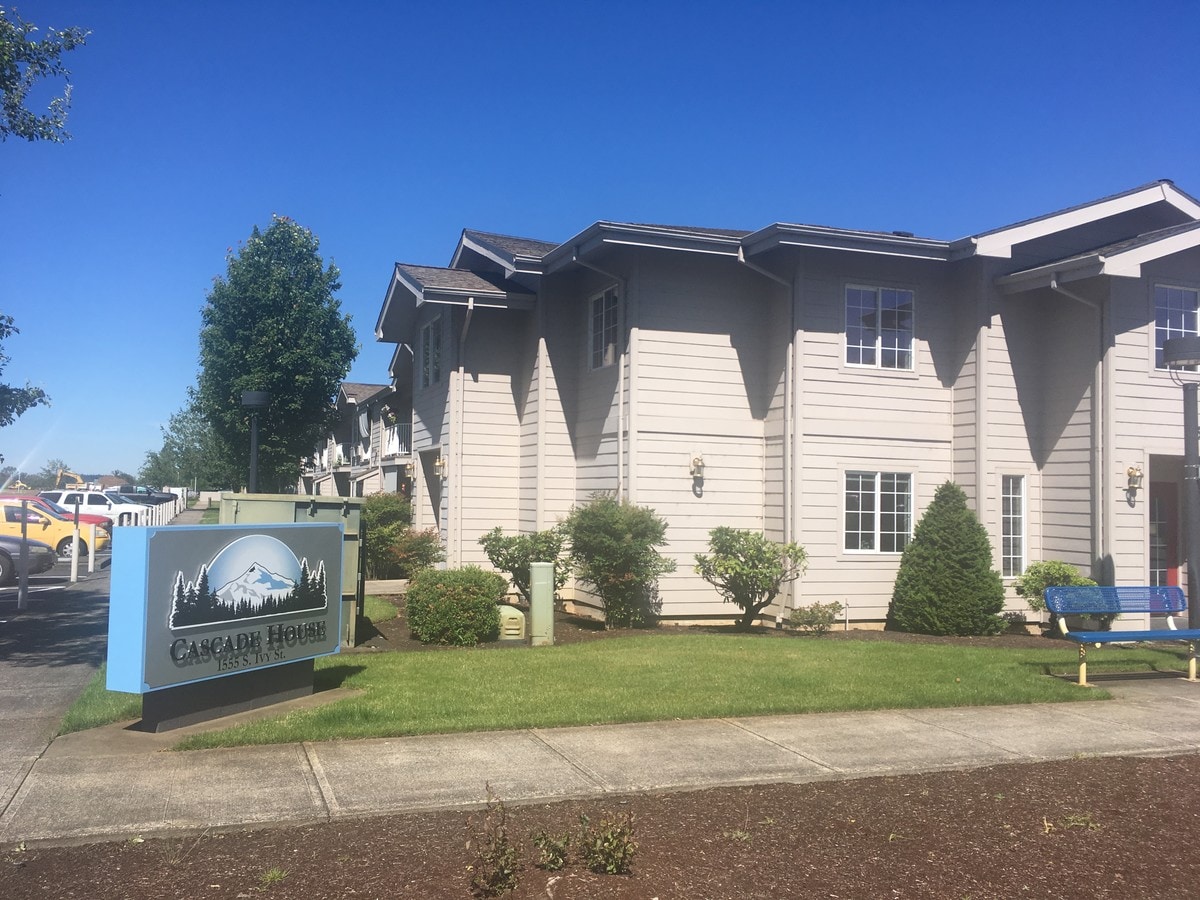 Cascade House at Hope Village Apartments Canby, Oregon 1 unit