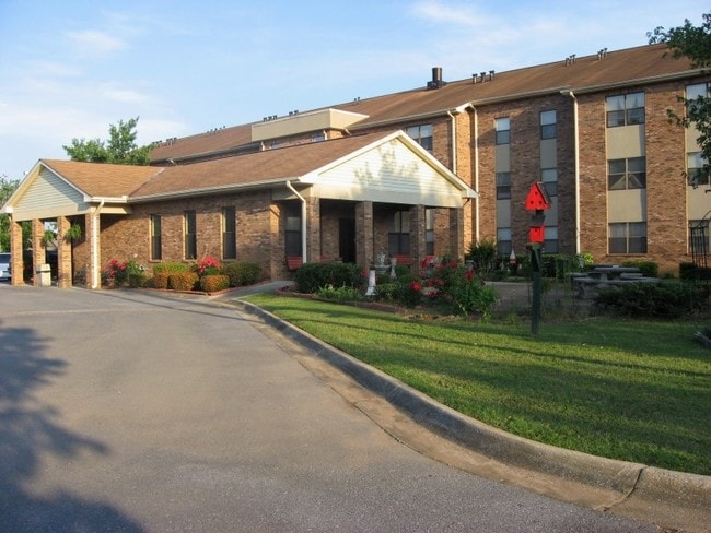 Building Photo - Marble Valley Manor Rental