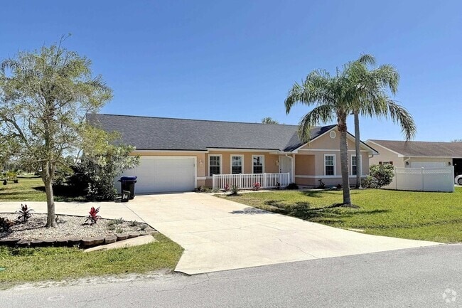 Building Photo - 7 Hawaiian Blvd Rental