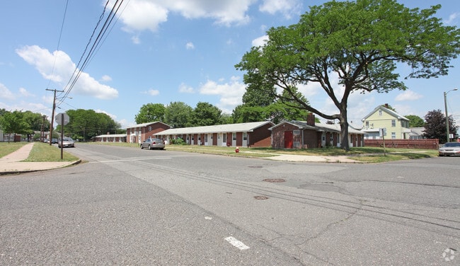 Primary Photo - Shea Gardens Rental