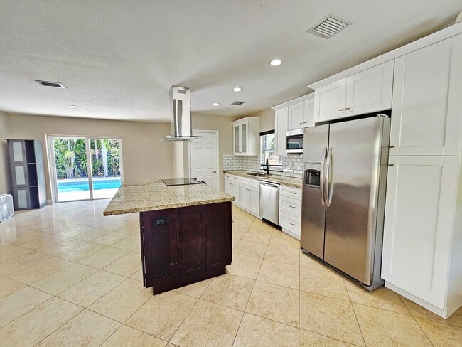 Photo - 18380 NE 21st Pl Rental