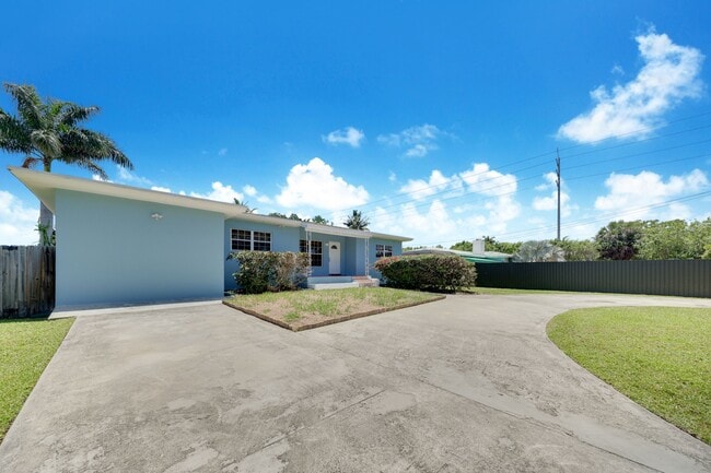 Photo - 13521 S Biscayne River Dr Condo