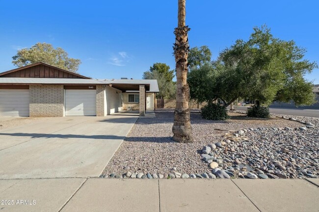 Photo - 1540 E El Parque Dr Rental