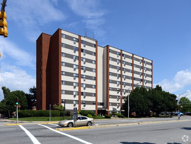 Primary Photo - Centennial Towers Rental