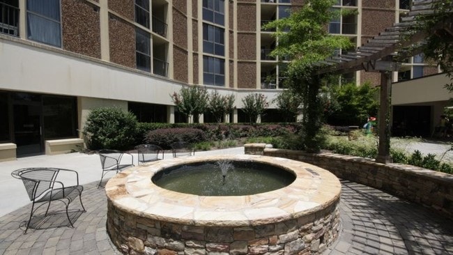 Building Photo - Campbell-Stone in Sandy Springs Rental