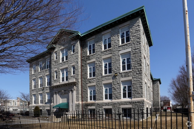 Building Photo - Dunlap Apartments