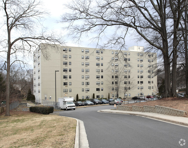 Walton Renaissance on Henderson - Walton Renaissance on Henderson Apartments