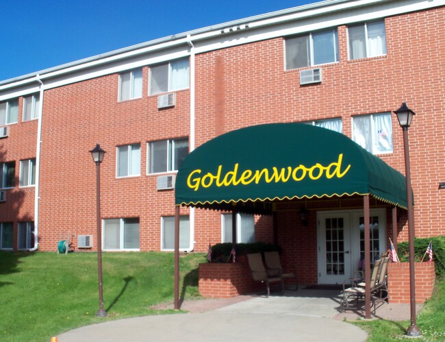 Exterior - Goldenwood Apartments