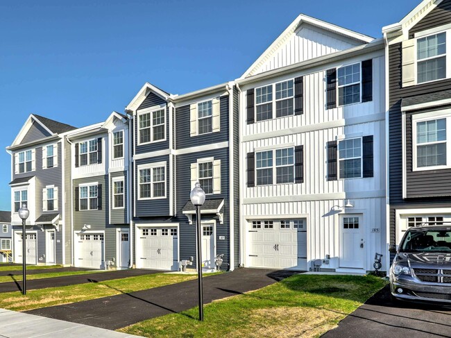 Legends Townhomes - Legends Townhomes