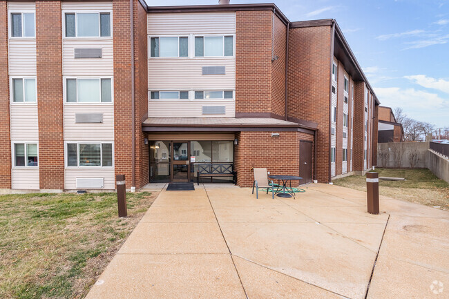 Building Photo - Ollie Langhorst Apartments