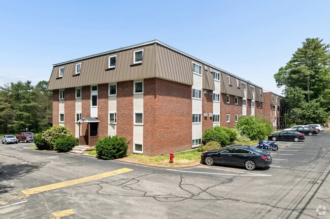Building Photo - Rockingham Village Apartments