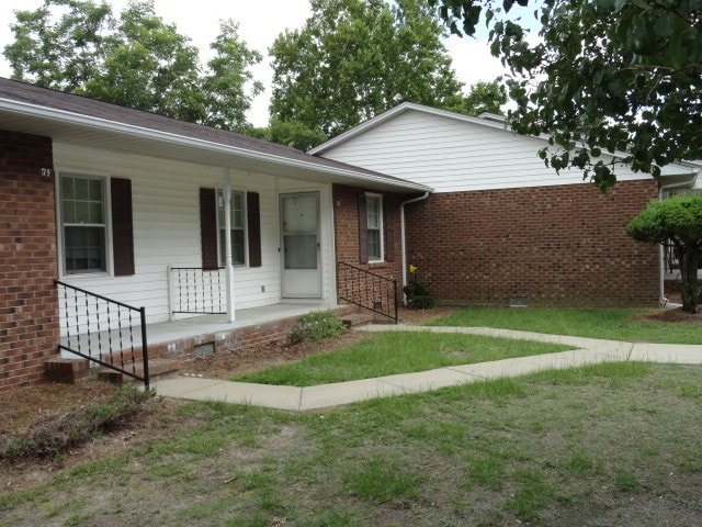 Building Photo - McLeod Village Rental