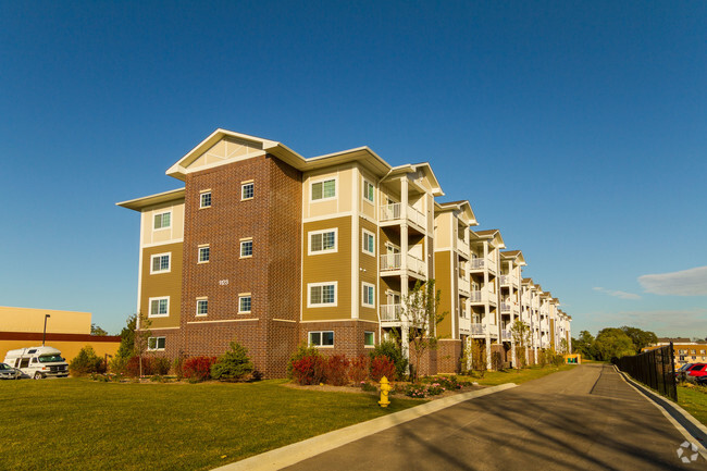 Building Photo - Anthony Place at Glendale Heights Rental