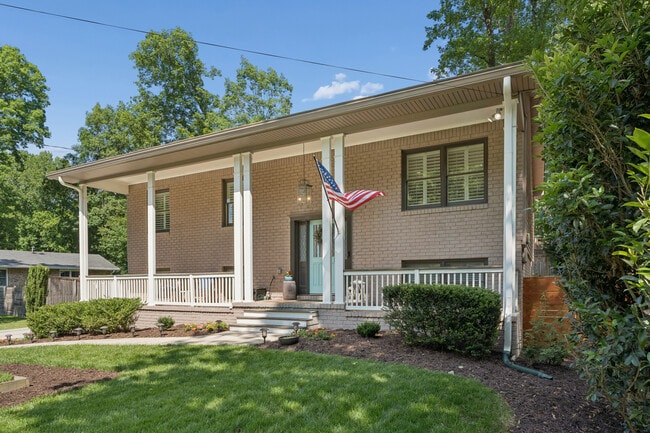Building Photo - 4097 Longview Dr