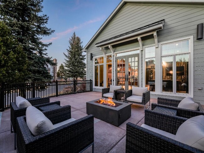 Photo - Marquis Castle Pines Apartments