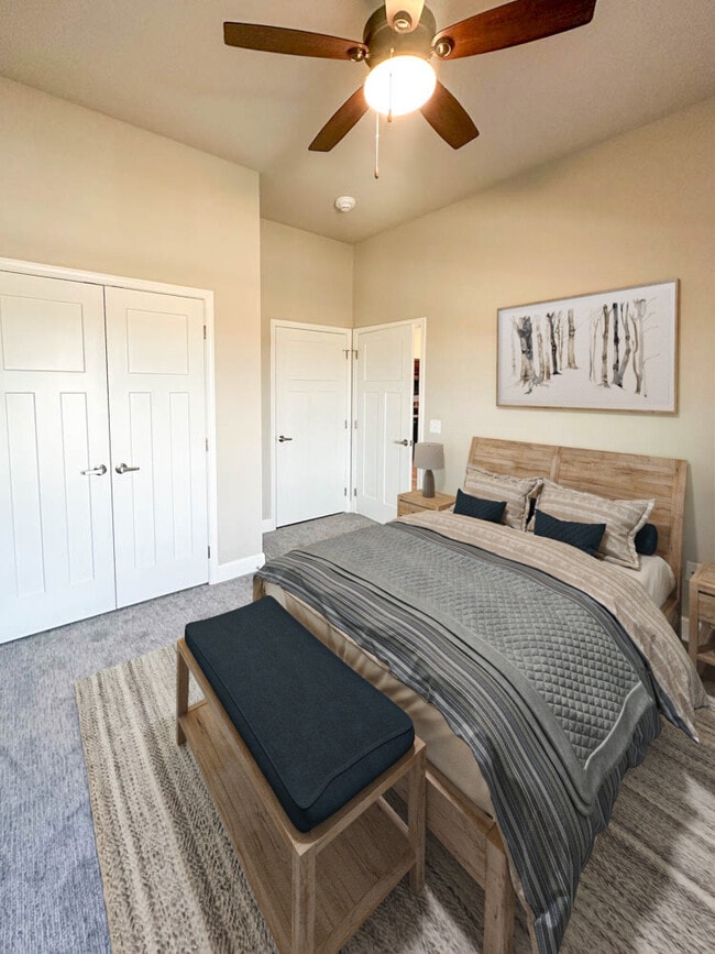 Founders Ridge Bedroom - Founders Ridge Apartments