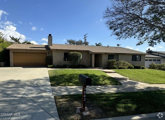 Building Photo - 3042 Waco Ave Rental