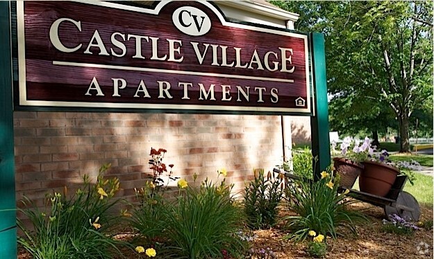 Building Photo - Castle Village Rental