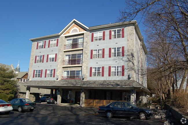 Building Photo - 440 Old York Rd Rental