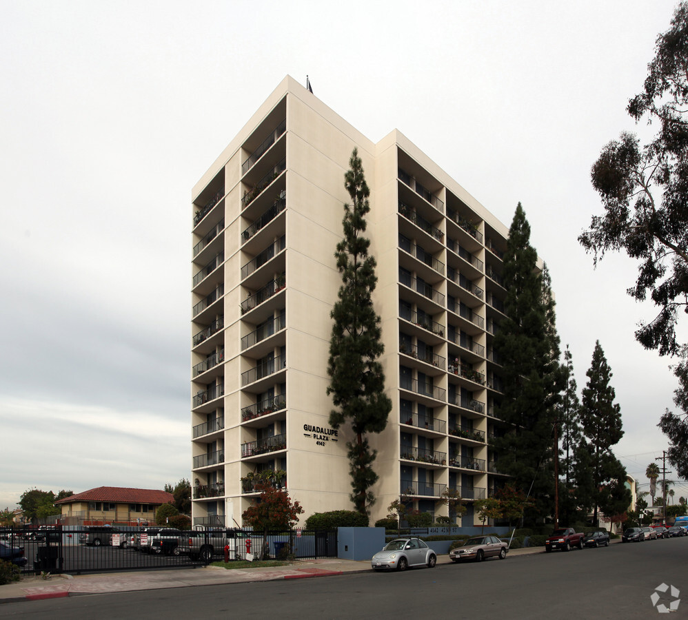 Photo - Guadalupe Plaza Apartments