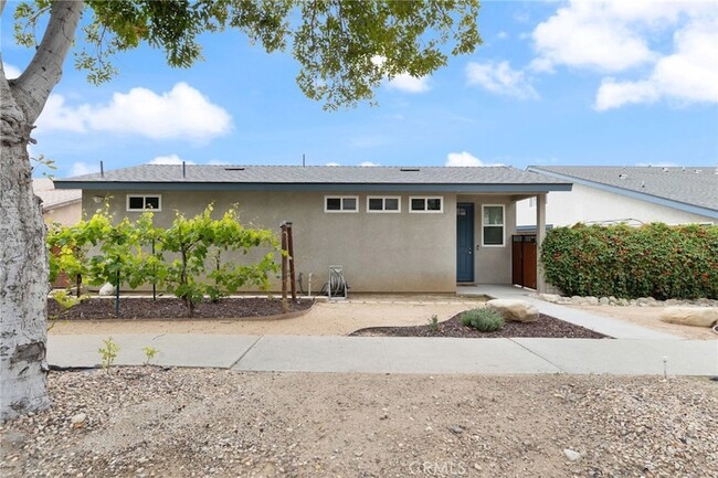 Photo - 1572 Coolcrest Ave Rental