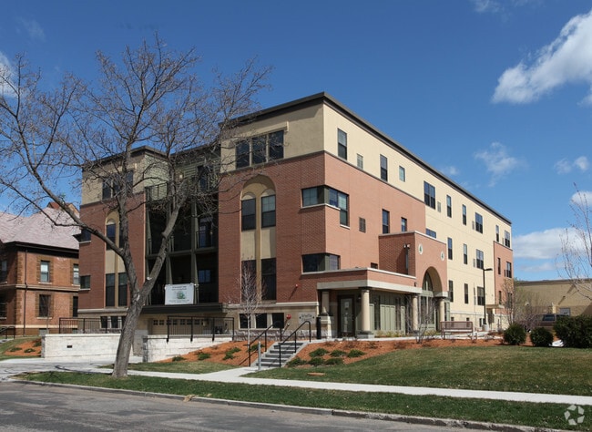 Building Photo - Peter Nasseff Maronite Home Rental