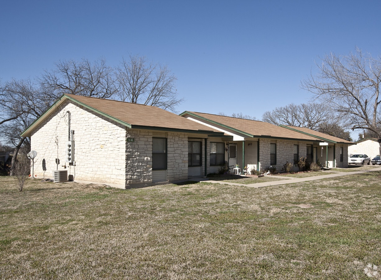 Pecan Creek Apartments Lampasas, Texas 0 unit available After55