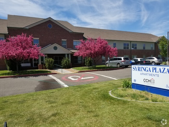 Building Photo - Syringa Plaza Apartments