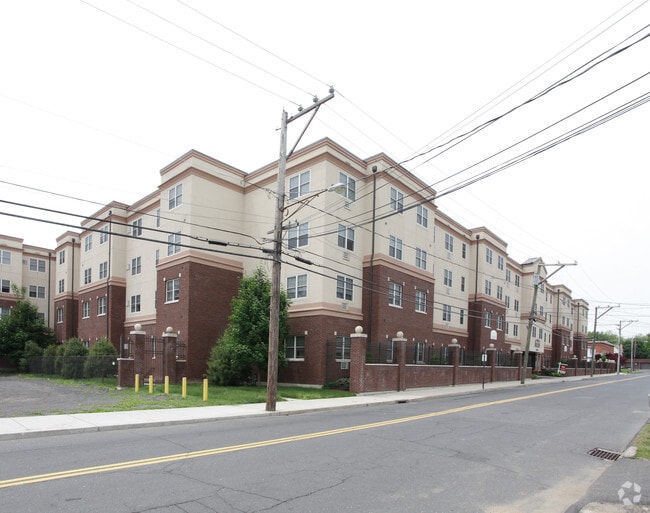 Building Photo - RiverView Apartments