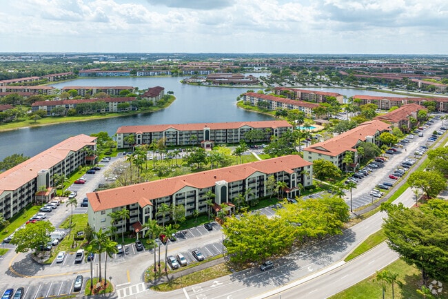Photo - Hawthorne Condominium