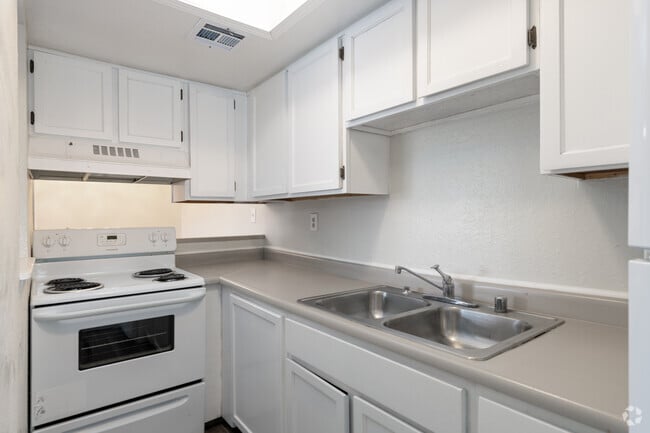 Interior Photo - Paseo Park Apartments