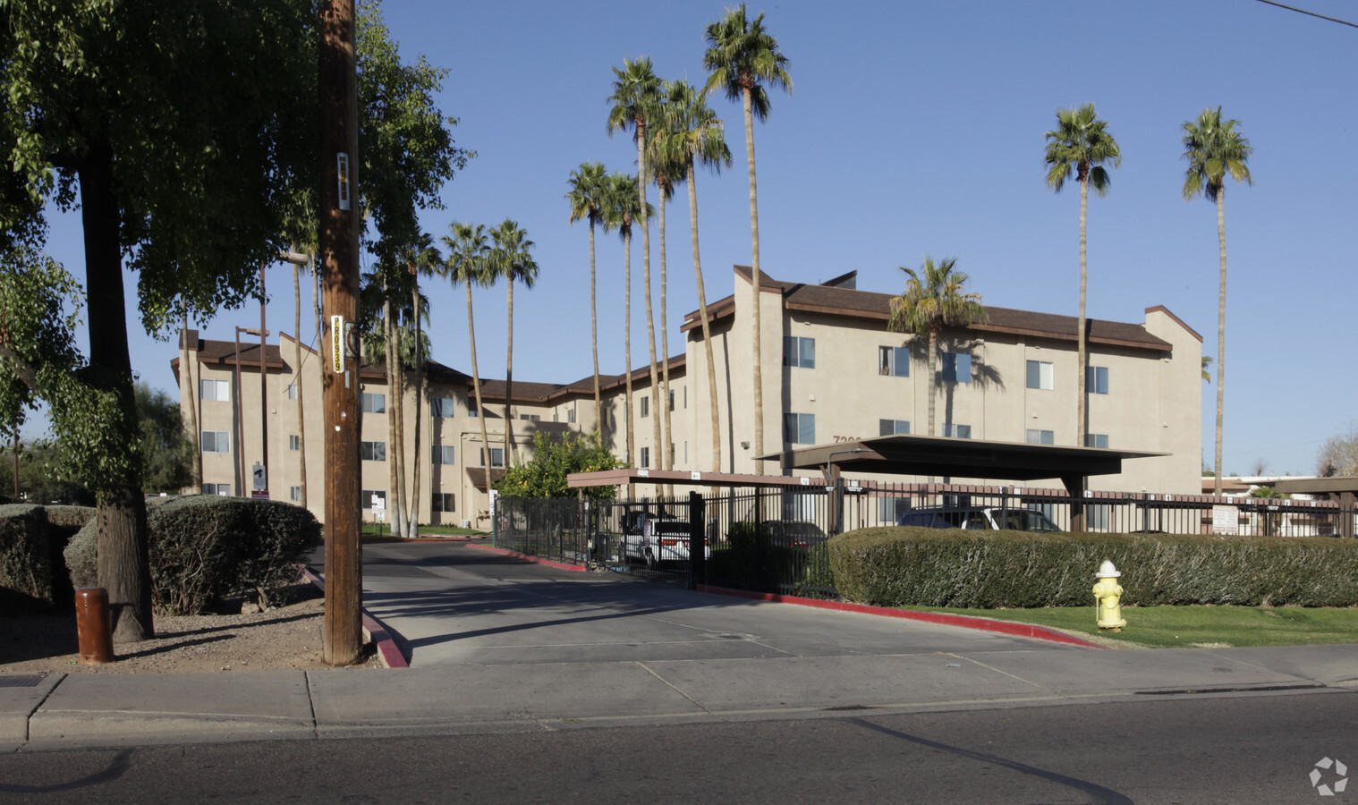 Lemon Grove Apartments - Lemon Grove Apartments