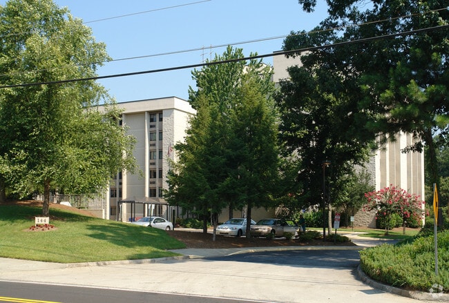 Building Photo - Sterling Place Rental