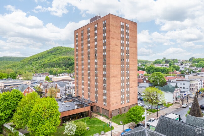 Building Photo - Tamaqua High Rise Rental