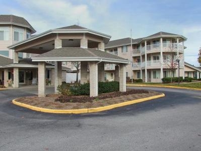 Photo - Redbud Hills Apartments