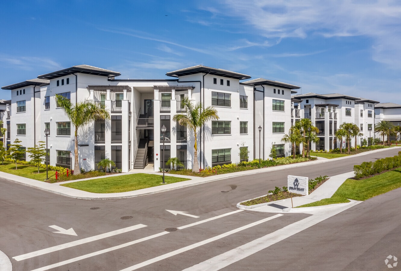 Amira Choice Apartments Sarasota, Florida 0 unit available After55