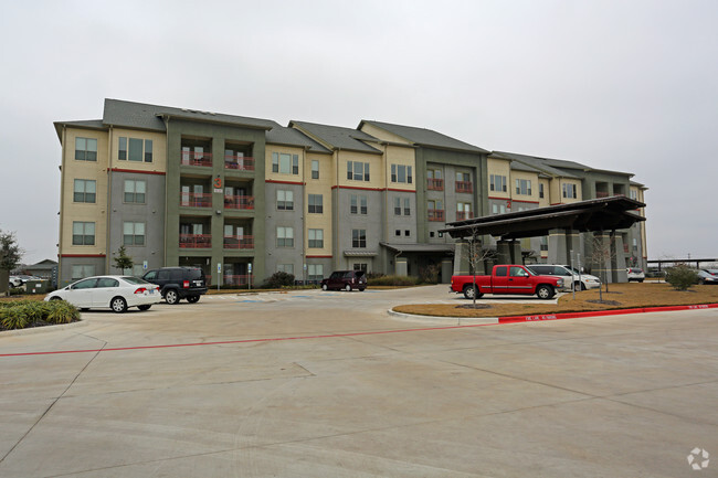 Leander Station - Leander Station Apartments