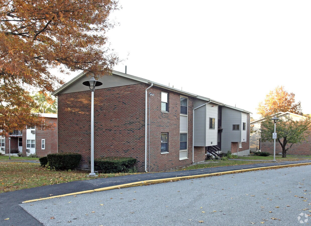 116 Hopedale St Apartments Hopedale, Massachusetts 0 unit available