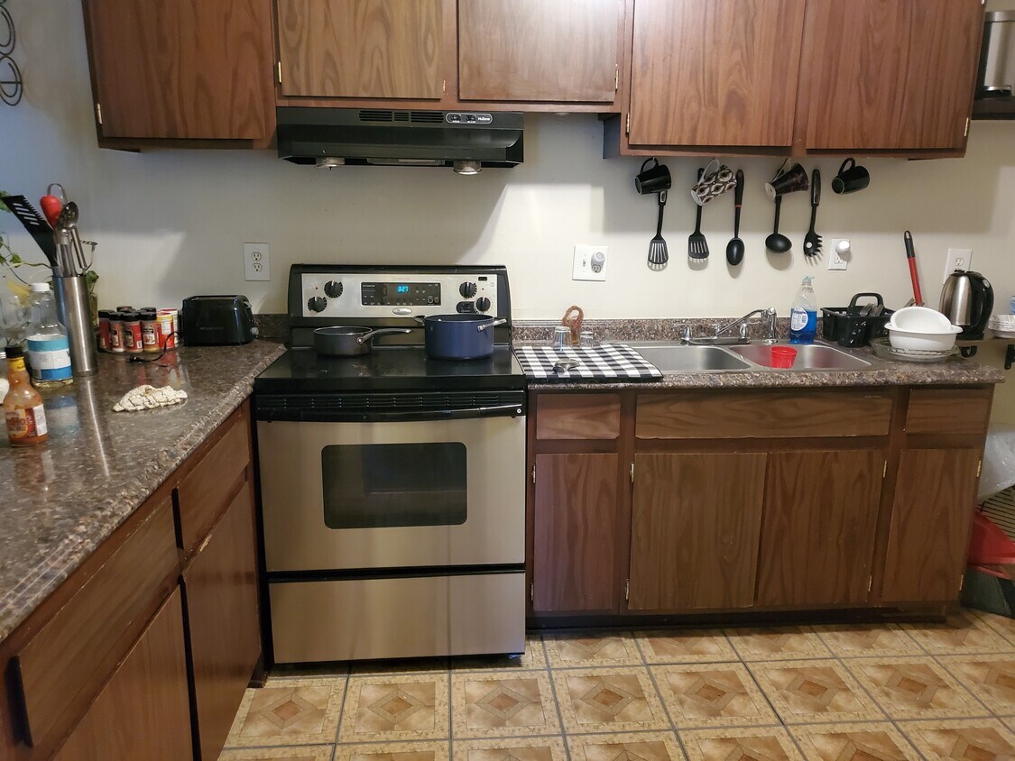 Floor Plan - 2 BR, 1 BA