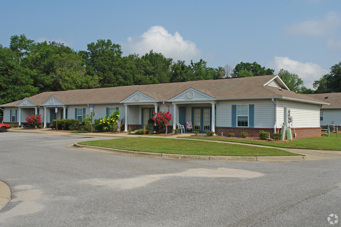 Wesley Scott Place - Wesley Scott Place Apartments