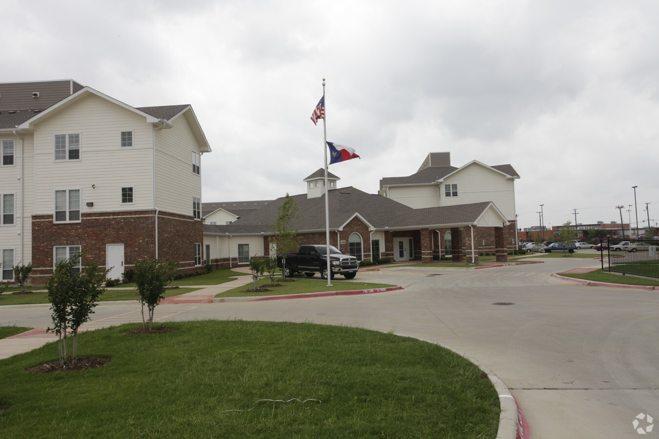 Photo - Village at  Lakewest Apartments