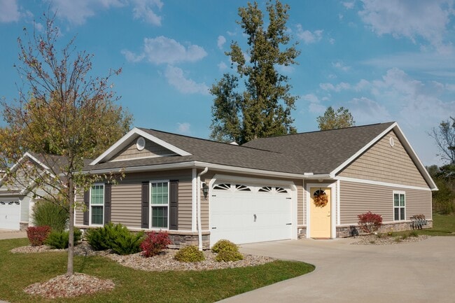 Building Photo - Redwood Hudson Rental