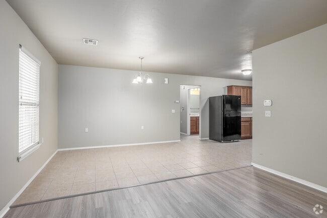 Interior Photo - Cross Creek Landing 62+