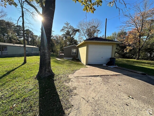 Building Photo - 205 Yaupon Harbor Rental