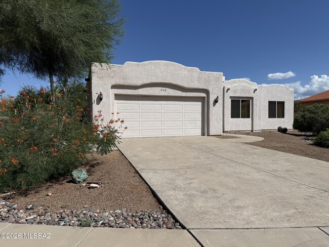 Building Photo - 2514 N Camino Reloj