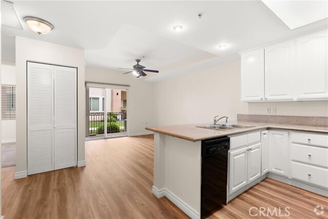 Building Photo - 17888 Alburtis Ave Rental