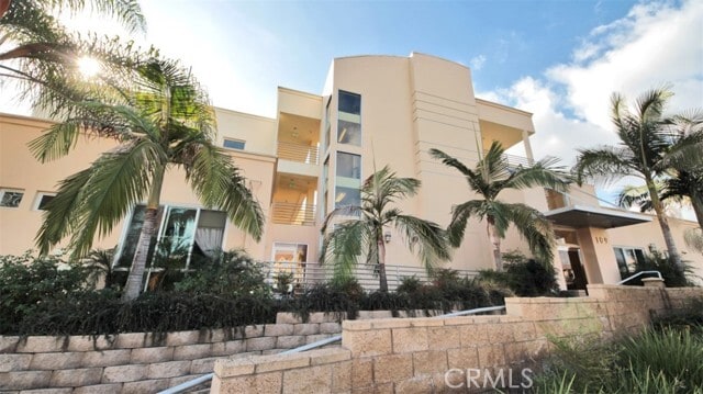 Building Photo - 109 N 4th St