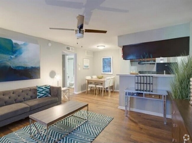 Building Photo - 2401 Westridge St Rental