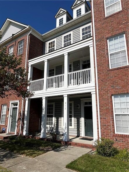 Photo - 212 Aqua Ct Townhome