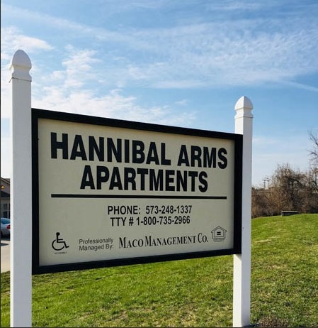 Hannibal Arms Apartments - Hannibal Arms Apartments